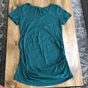 Organic cotton maternity V-neck T